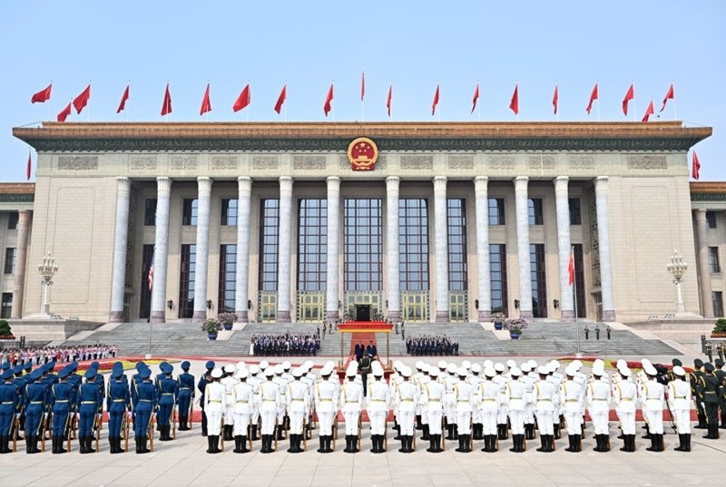 Xi Jinping realiza cerimônia de boas-vindas para Trump