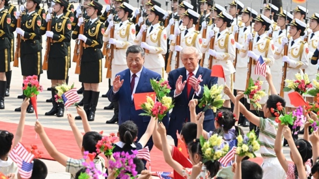 Xi Jinping realiza cerimônia de boas-vindas para Trump
