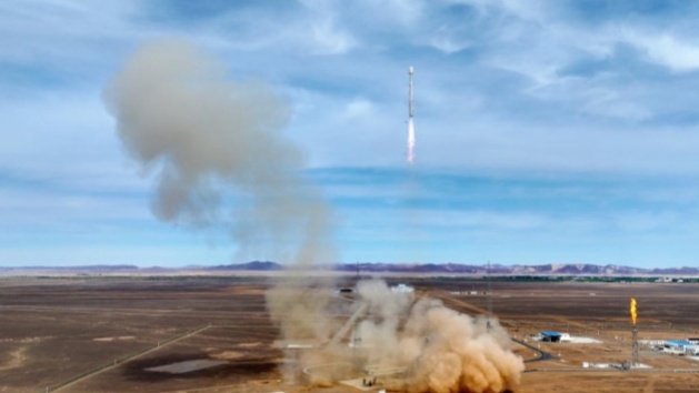 China lança com sucesso o foguete Zhuque-2E Y5