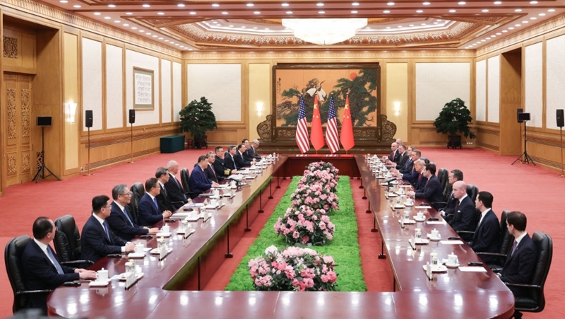 Xi Jinping mantém conversas com Trump em Beijing