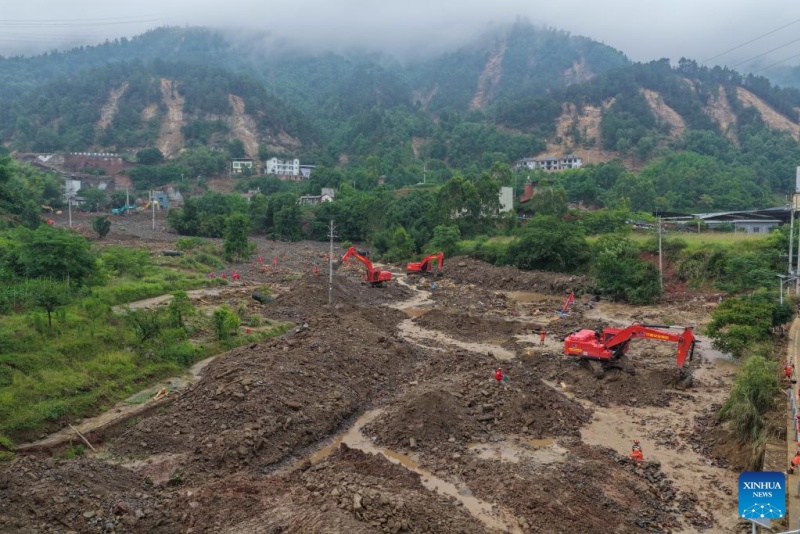 Chongqing: operações de resgate em andamento após forte tempestade atingir o distrito de Yongchuan