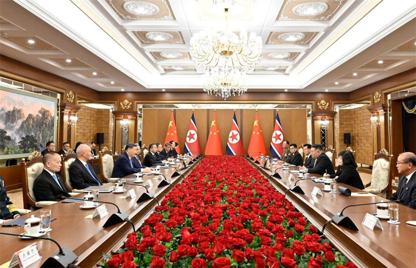 Xi Jinping pede que China e RPDC consolidem confiança e impulsionem cooperação prática
