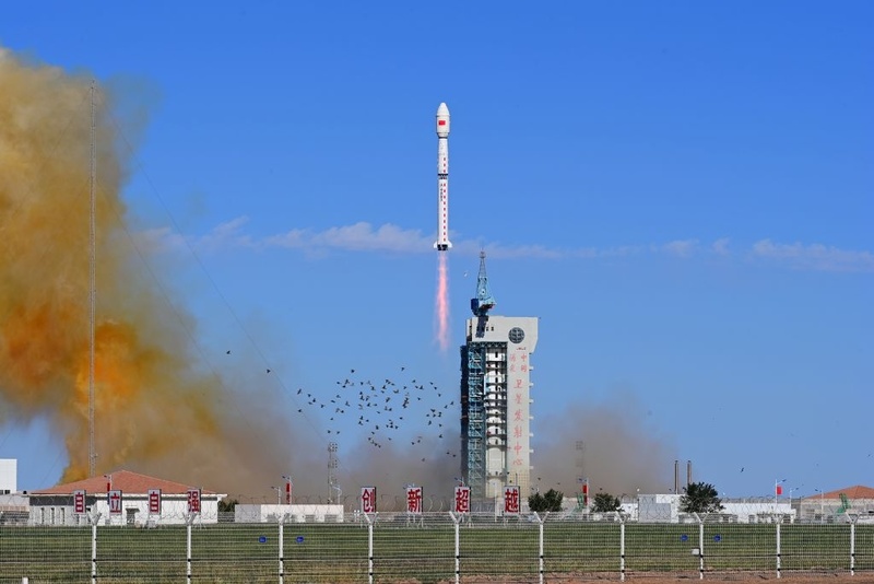 China lança novos grupos de satélites de sensoriamento remoto