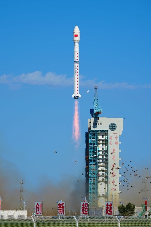 China lança novos grupos de satélites de sensoriamento remoto
