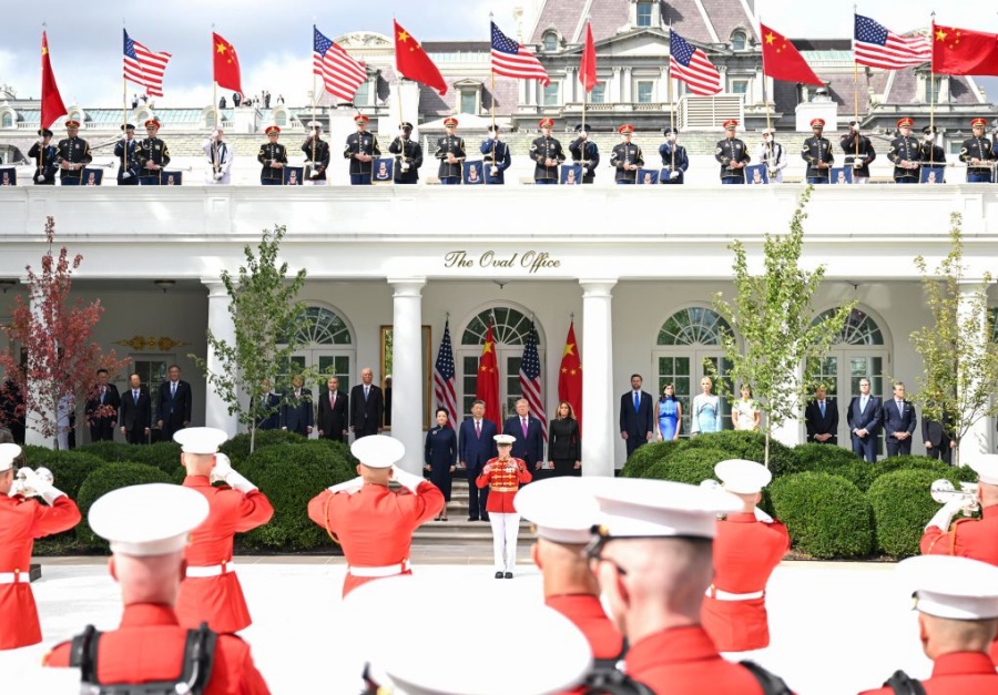Xi Jinping participa da cerimônia de boas-vindas realizada por Trump