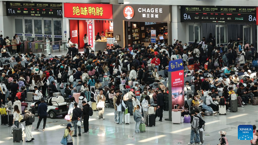 Ferrovias da China registram pico de retorno do feriado em meio a um mercado de turismo aquecido