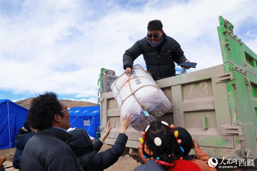 Esforços de reassentamento em área atingida por terremoto são intensificados em Xizang