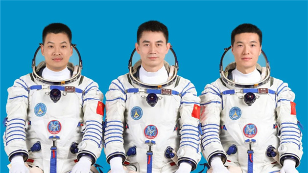 China lançará nave espacial tripulada Shenzhou-18 em 25 de abril