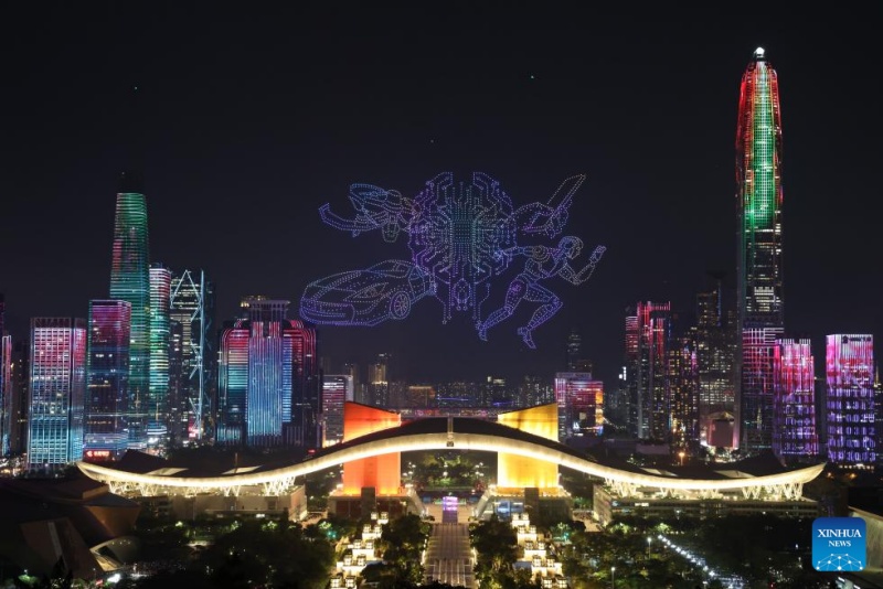 Show de drones marca 45º aniversário de Shenzhen