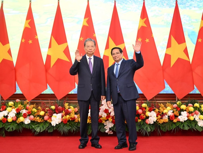 Chefe do Legislativo chinês pede aceleração da construção da comunidade China-Vietnã com futuro compartilhado que carrega significado estratégico