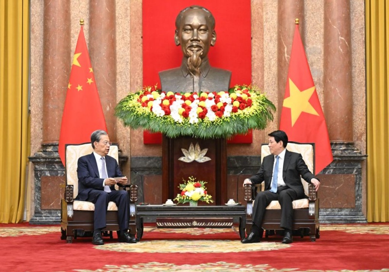 Chefe do Legislativo chinês pede aceleração da construção da comunidade China-Vietnã com futuro compartilhado que carrega significado estratégico