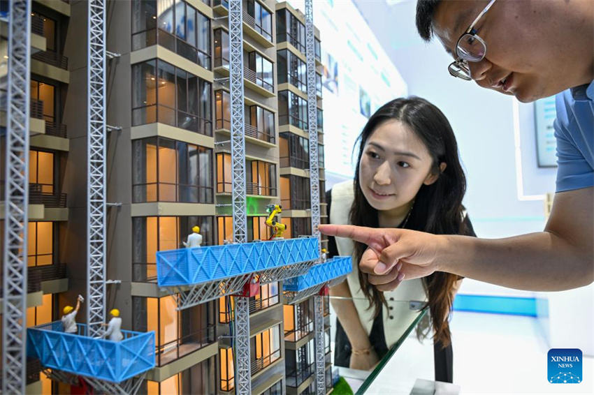 Feira Internacional de Comércio de Serviços da China 2025 é inaugurada em Beijing