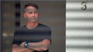 Ex-presidente do Brasil Jair Bolsonaro condenado a mais de 27 anos de prisãoO ex-presidente brasileiro Jair Bolsonaro foi condenado a 27 anos e três meses de prisão na quinta-feira, após quatro dos cinco ministros do Supremo Tribunal Federal votarem por sua condenação por tentativa de golpe. 