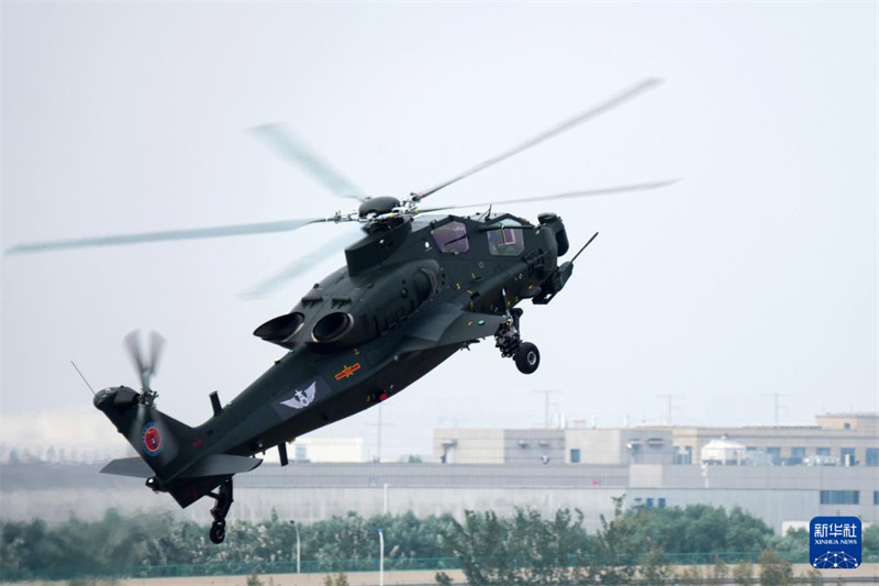 Equipamentos do Exército em exibição na 7ª Exposição Internacional de Helicópteros de Tianjin