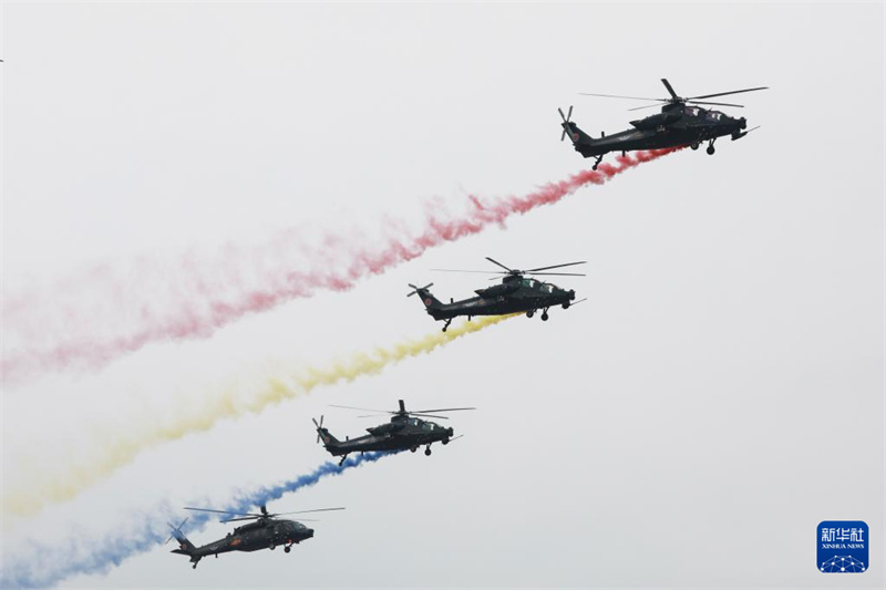 Equipamentos do Exército em exibição na 7ª Exposição Internacional de Helicópteros de Tianjin