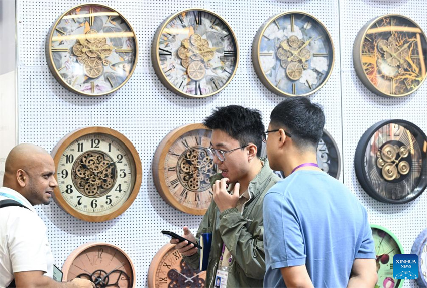 Feira de Cantão atrai número recorde de compradores globais