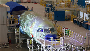 Porto no norte da China recebe remessa recorde de componentes da Airbus O porto de Tianjin, no norte da China, recebeu nesta terça-feira a maior remessa de componentes de aeronaves da Airbus já registrada, um marco logístico que apoiará a expansão da capacidade de produção da fabricante europeia de aviões na região.