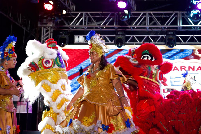 Quando o Carnaval do Brasil encontra o Ano Novo Chinês