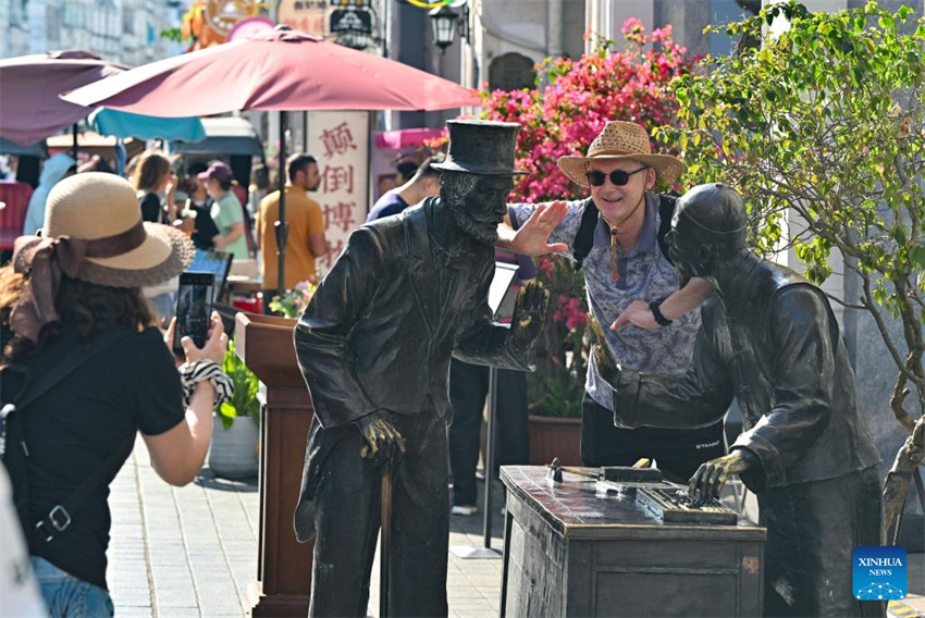 Hainan recebe mais de 12,32 milhões de turistas durante o Festival da Primavera