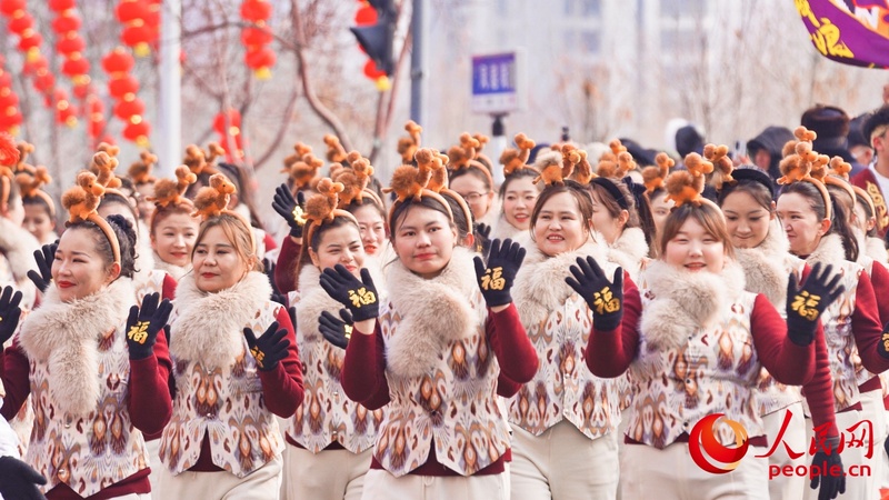 Gala Shehuo realizada em Xinjiang