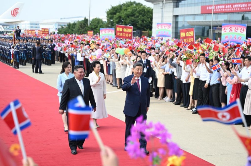 Xi Jinping diz que chegou a importante consenso com Kim sobre desenvolvimento das relações China-RPDC na nova era