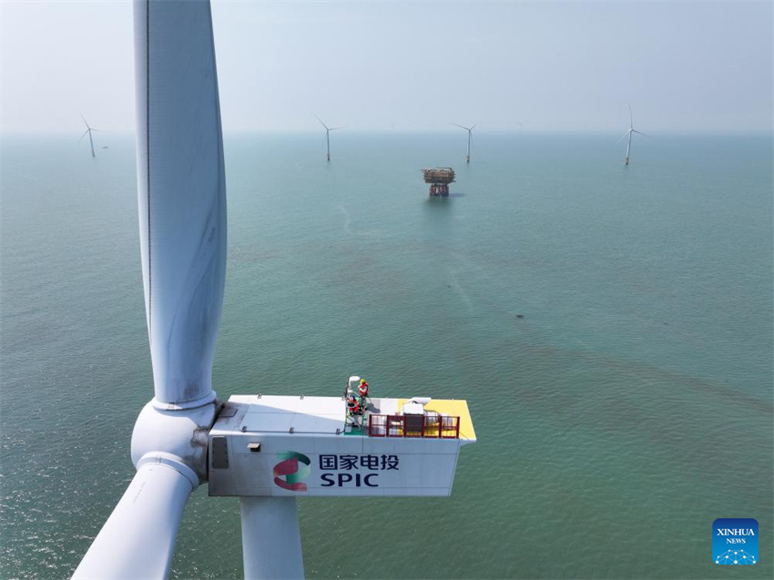 Manutenção em andamento em parque eólico offshore em Jiangsu visa garantir fornecimento estável de energia
