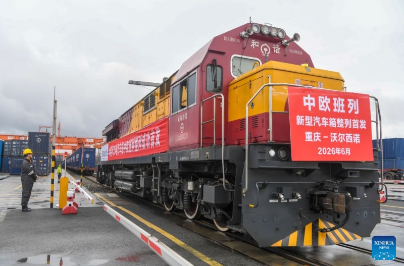 Chongqing aumenta capacidade de trens de carga China-Europa para facilitar exportação de automóveis