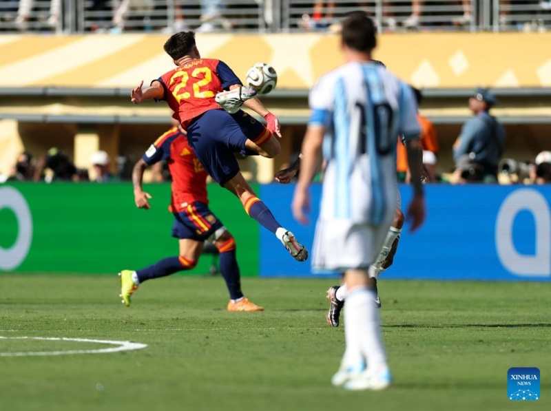 Gol de Torres no fim garante título da Copa do Mundo para a Espanha