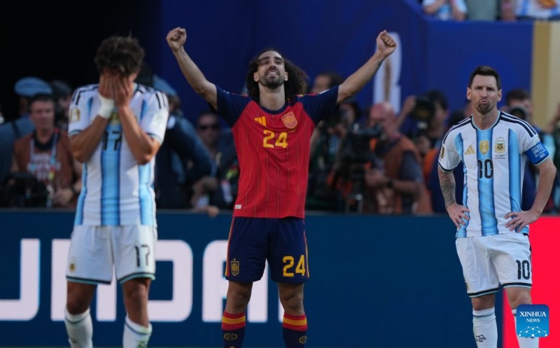 Gol de Torres no fim garante título da Copa do Mundo para a Espanha