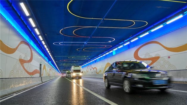 Túnel subaquático de maior diâmetro do mundo é inaugurado na China