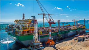 Concluída em Shandong a construção do casco da FPSO totalmente elétrica da PetrobrasO casco da P-84, uma unidade flutuante de produção, armazenamento e transferência com projeto totalmente elétrico e mais de 100.000 toneladas métricas, foi concluído em Yantai, na província de Shandong.  