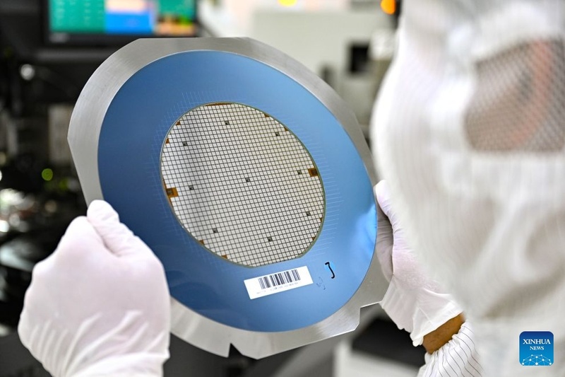 Porto de Comércio Livre de Hainan pretende tornar-se centro de exportação de semicondutores chineses