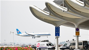 Aeroporto de Guangzhou Baiyun assume a liderança nacional e registra forte crescimento no tráfego de passageirosNos três primeiros trimestres de 2026, o Aeroporto Internacional de Guangzhou Baiyun movimentou um total de 67,029 milhões de passageiros.
